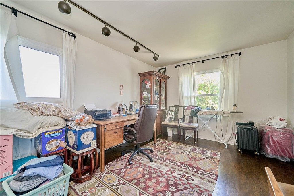 Image 17 of property listing at 21901 Ladeene Avenue, Torrance, CA 90503