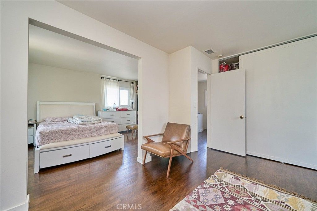Image 19 of property listing at 21901 Ladeene Avenue, Torrance, CA 90503