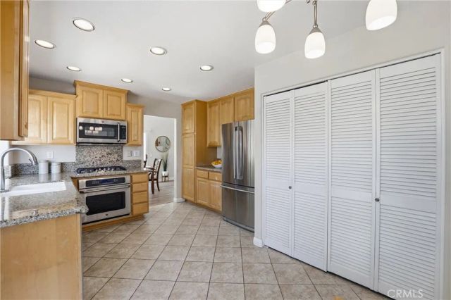2051 Pueblo, Tustin, CA 92782
