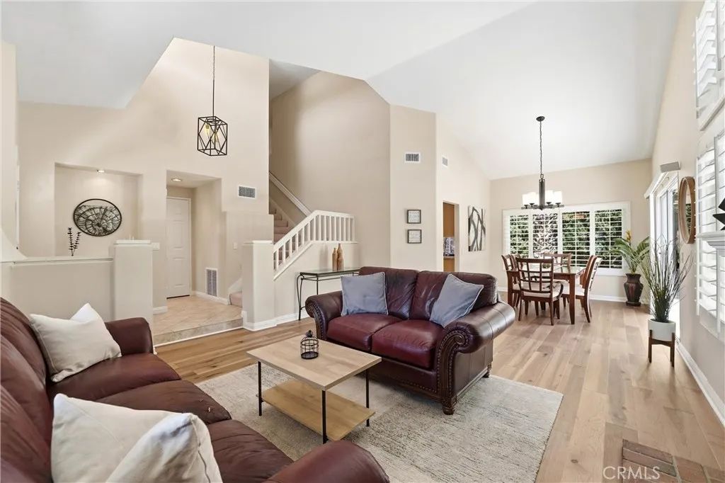 2051 Pueblo, Tustin, CA 92782