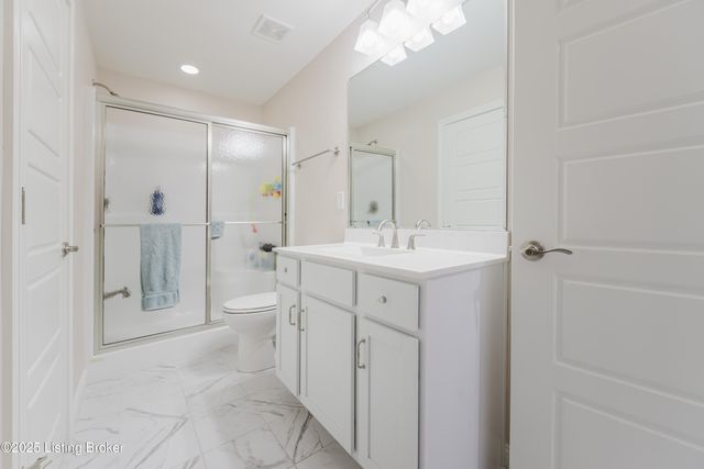 6366 Clore Ln, Crestwood, KY 40014