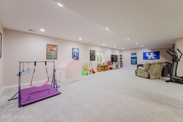 6366 Clore Ln, Crestwood, KY 40014