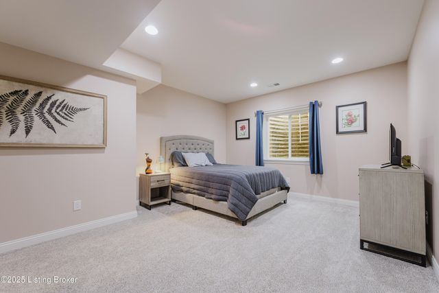 6366 Clore Ln, Crestwood, KY 40014