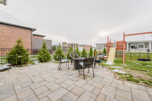 6366 Clore Ln, Crestwood, KY 40014