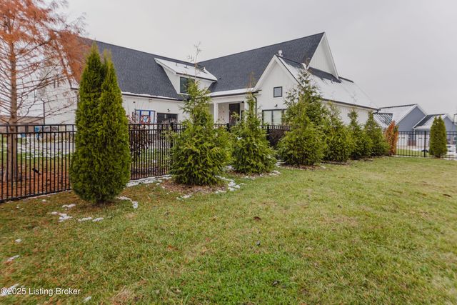 6366 Clore Ln, Crestwood, KY 40014