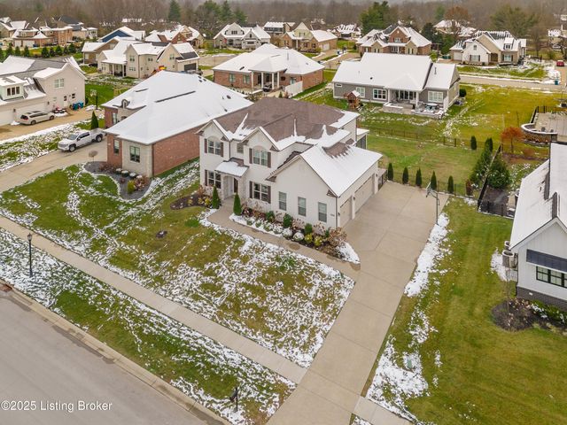 6366 Clore Ln, Crestwood, KY 40014