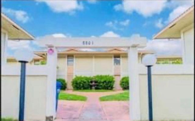 8801 W Sample Road 4, Coral Springs, FL 33065