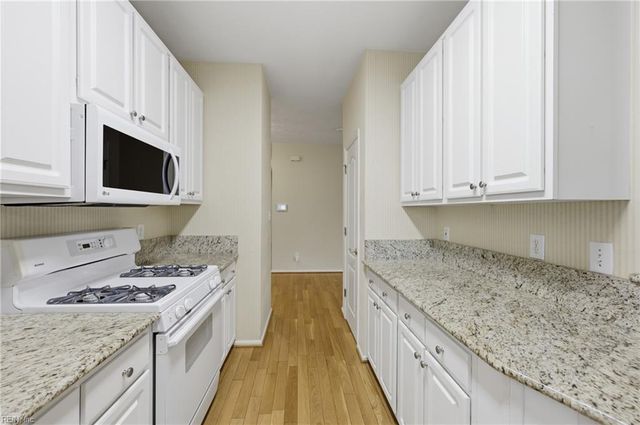 2420 Treyson TRL, Virginia Beach, VA 23456