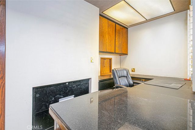 208 S Louise Street, Glendale, CA 91205