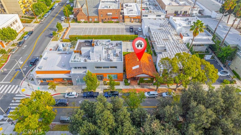 208 S Louise Street, Glendale, CA 91205