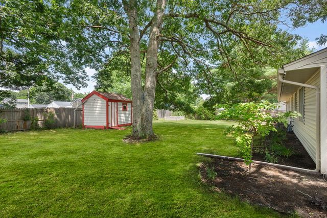 20 Terry Lane E, Wareham, MA 02571