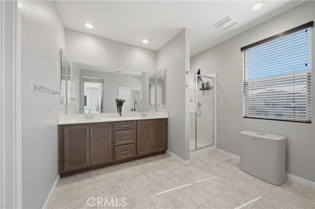 4243 Adishian 104, Corona, CA 92883