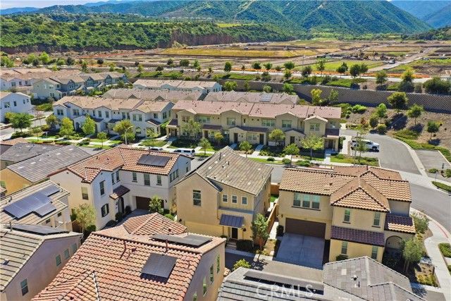 4243 Adishian 104, Corona, CA 92883