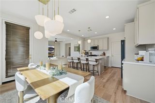 4243 Adishian 104, Corona, CA 92883