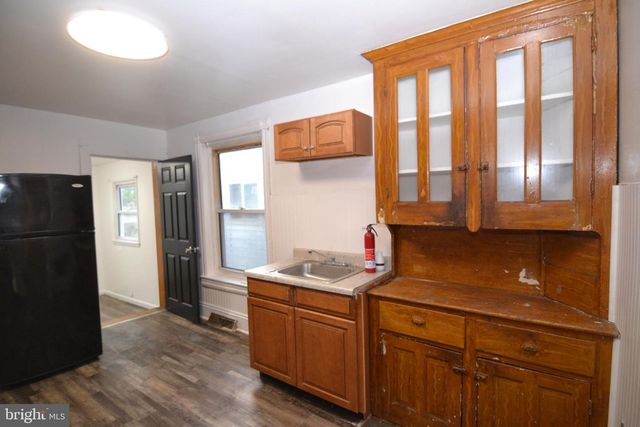46 W 5TH AVE, Coatesville, PA 19320