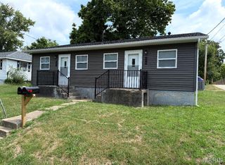 604 N Henderson Street A&B, Salem, MO 65560