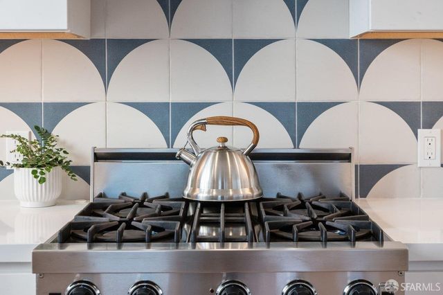 567 Kansas Street, San Francisco, CA 94107