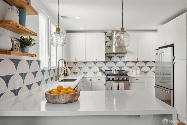 567 Kansas Street, San Francisco, CA 94107