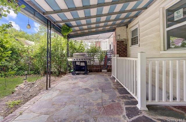 164-38 76th Road, Fresh Meadows, NY 11366
