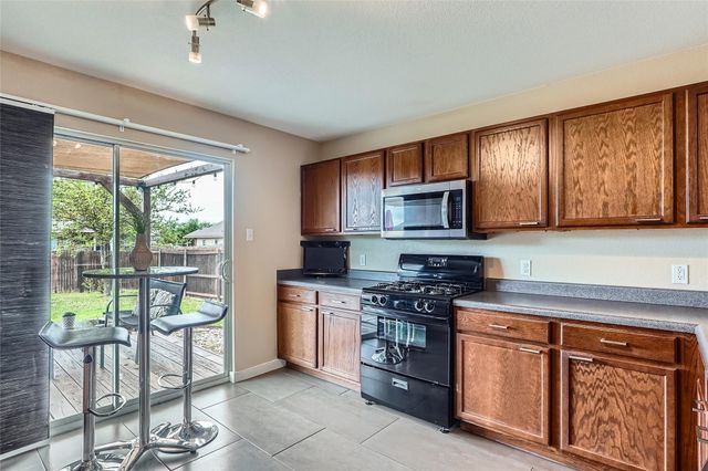 18021 Prairie Verbena LN, Elgin, TX 78621