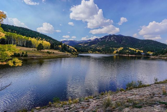 48 Angel Rd, Rye, CO 81069