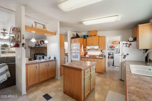 10677 E PEANUT Drive, Dewey, AZ 86327