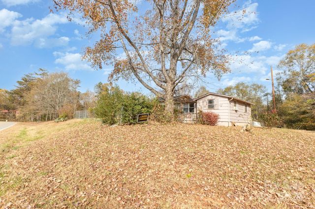 617 Hames Ridge Road, Mooresboro, NC 28114