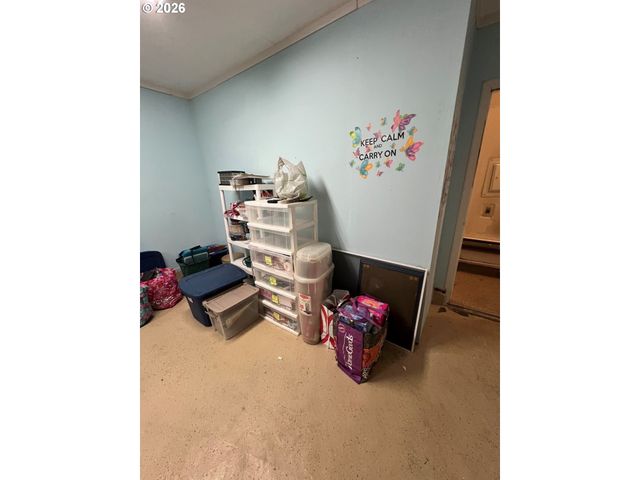9948 Se HOLGATE Blvd, Portland, OR 97266
