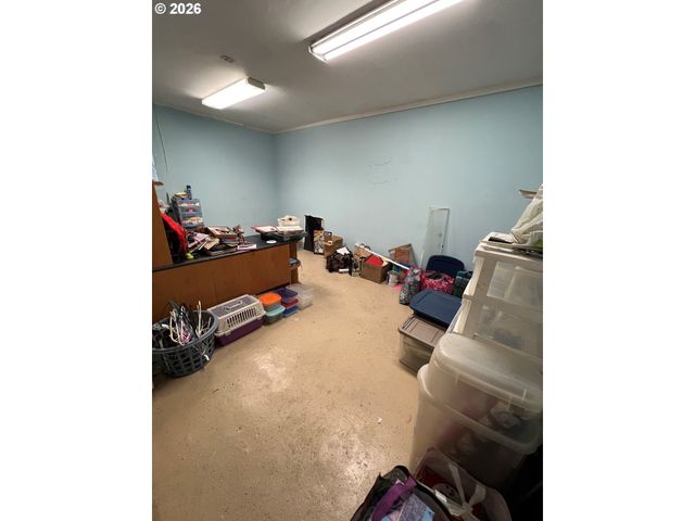 9948 Se HOLGATE Blvd, Portland, OR 97266