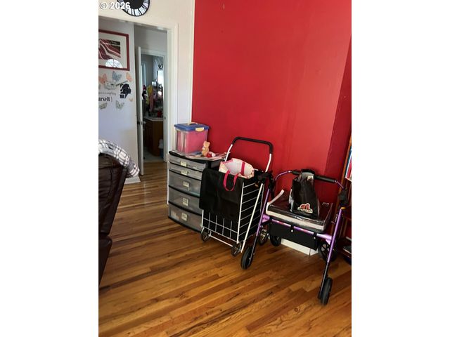 9948 Se HOLGATE Blvd, Portland, OR 97266
