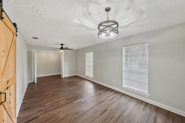 1923 Briarcreek Boulevard, Houston, TX 77073