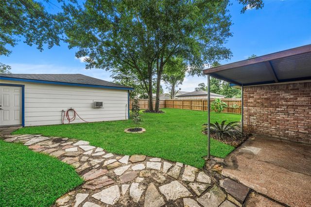 1923 Briarcreek Boulevard, Houston, TX 77073