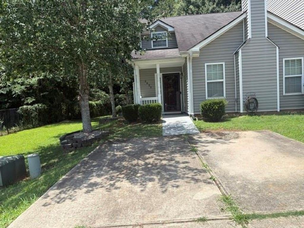 2623 Wellington Walk Place, Lithonia, GA 30058