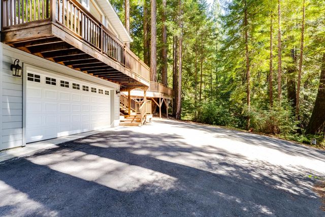 23535 Treeview Trail, Los Gatos, CA 95033