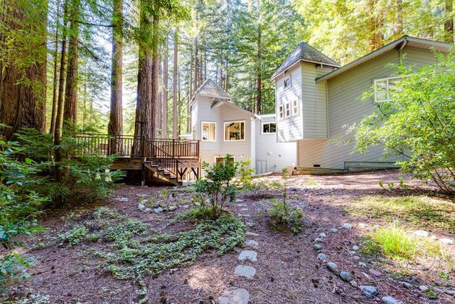 23535 Treeview Trail, Los Gatos, CA 95033