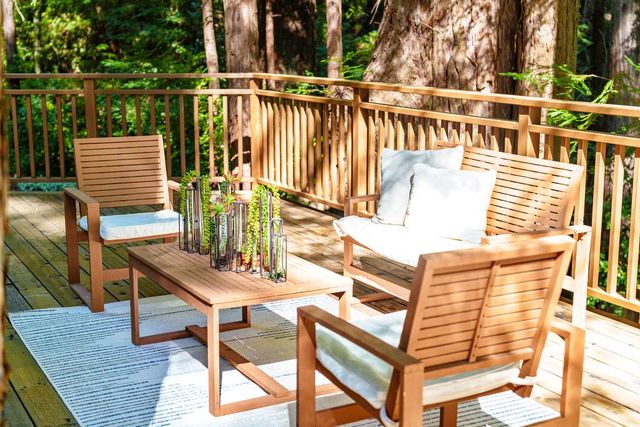 23535 Treeview Trail, Los Gatos, CA 95033