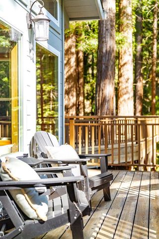 23535 Treeview Trail, Los Gatos, CA 95033