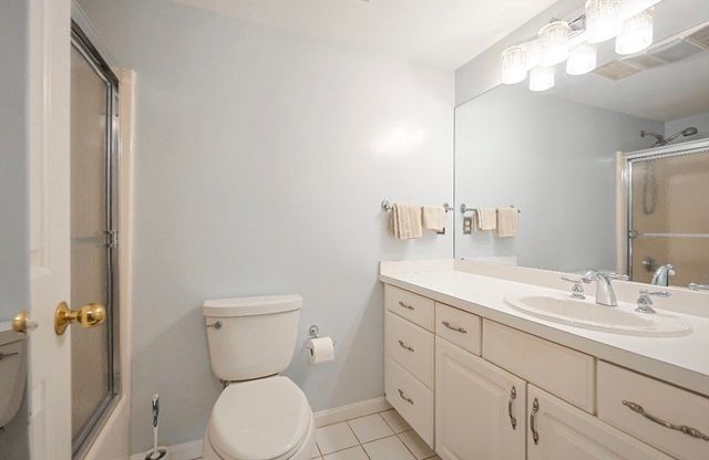 20-2 America Way 2, Salem, MA 01970