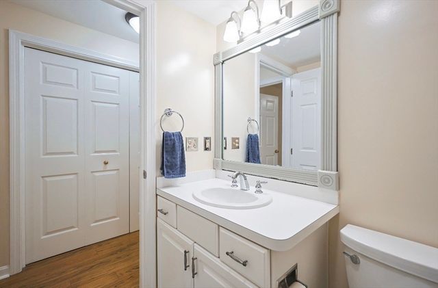 20-2 America Way 2, Salem, MA 01970