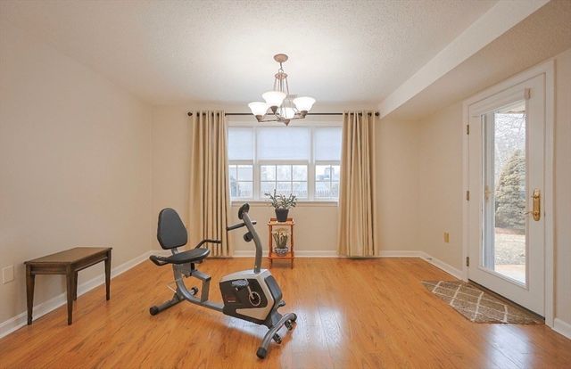 20-2 America Way 2, Salem, MA 01970