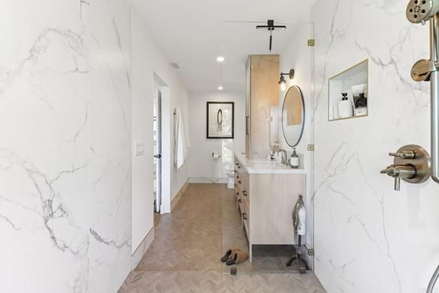 2411 Sacada Circle, Carlsbad, CA 92009