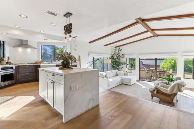 2411 Sacada Circle, Carlsbad, CA 92009