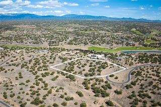 20 Hacienda Caballero, Santa Fe, NM 87506
