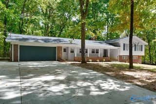10117 Bluff Drive SE, Huntsville, AL 35803