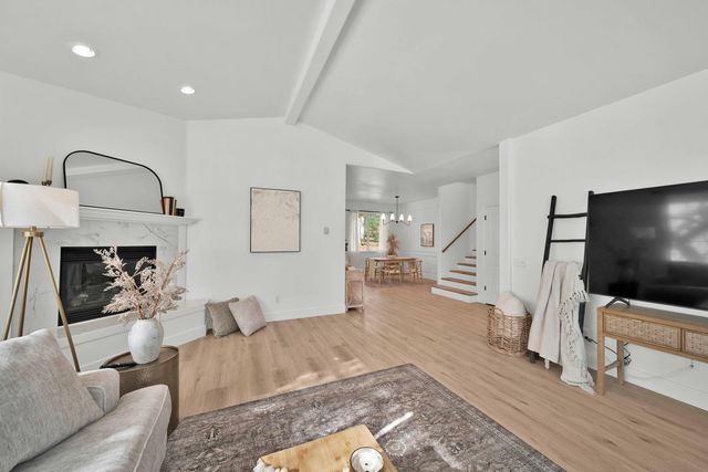 6066 Terra Linda Way, Redding, CA 96003