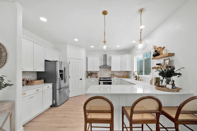 6066 Terra Linda Way, Redding, CA 96003