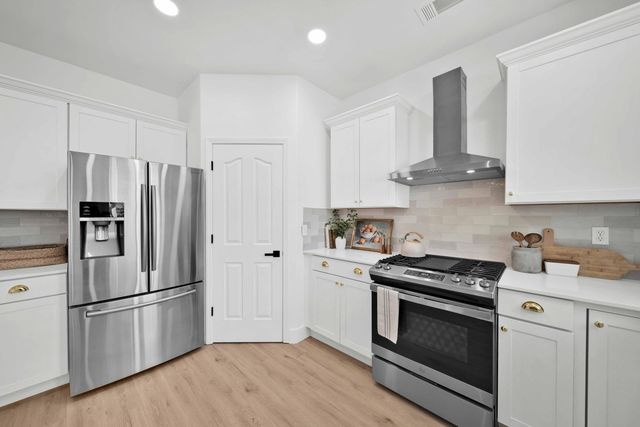 6066 Terra Linda Way, Redding, CA 96003