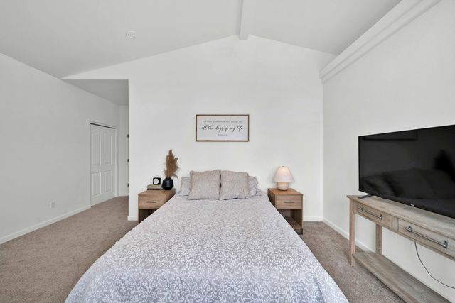 6066 Terra Linda Way, Redding, CA 96003