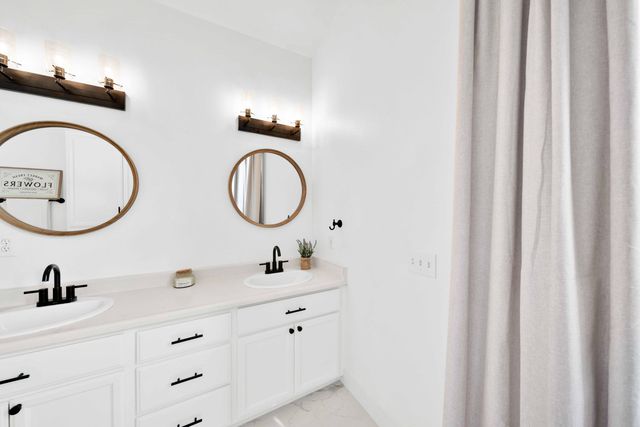 6066 Terra Linda Way, Redding, CA 96003