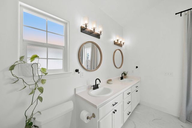 6066 Terra Linda Way, Redding, CA 96003